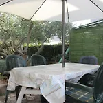 Apartman Ruhiges Mit Terrasse In Strandnaehe By Interhome *