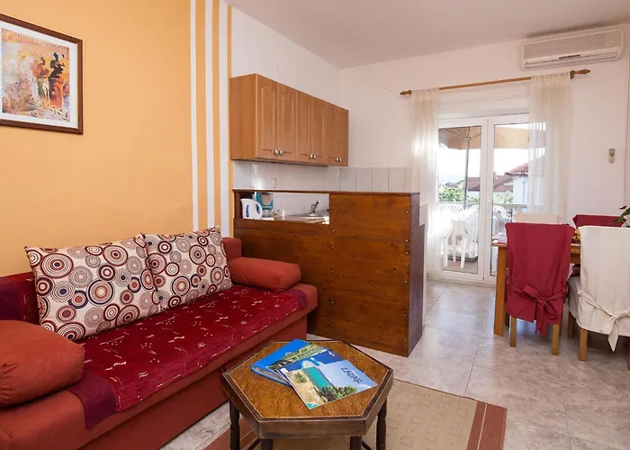 アパート Ruhiges Mit Terrasse In Strandnaehe By Interhome *