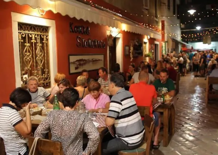 Ruhiges Mit Terrasse In Strandnaehe By Interhome アパート *