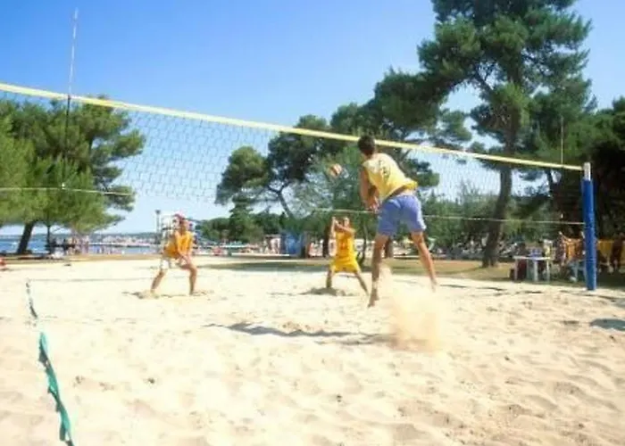 Ruhiges Mit Terrasse In Strandnaehe By Interhome アパート *